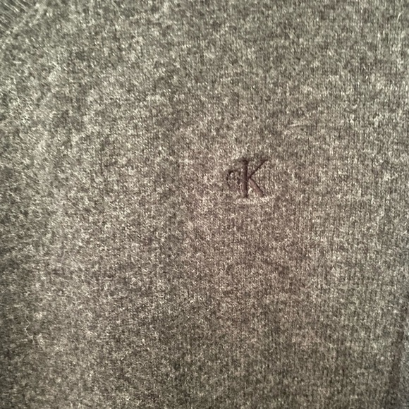 Men’s Calvin Klein wool sweater - Picture 3 of 7